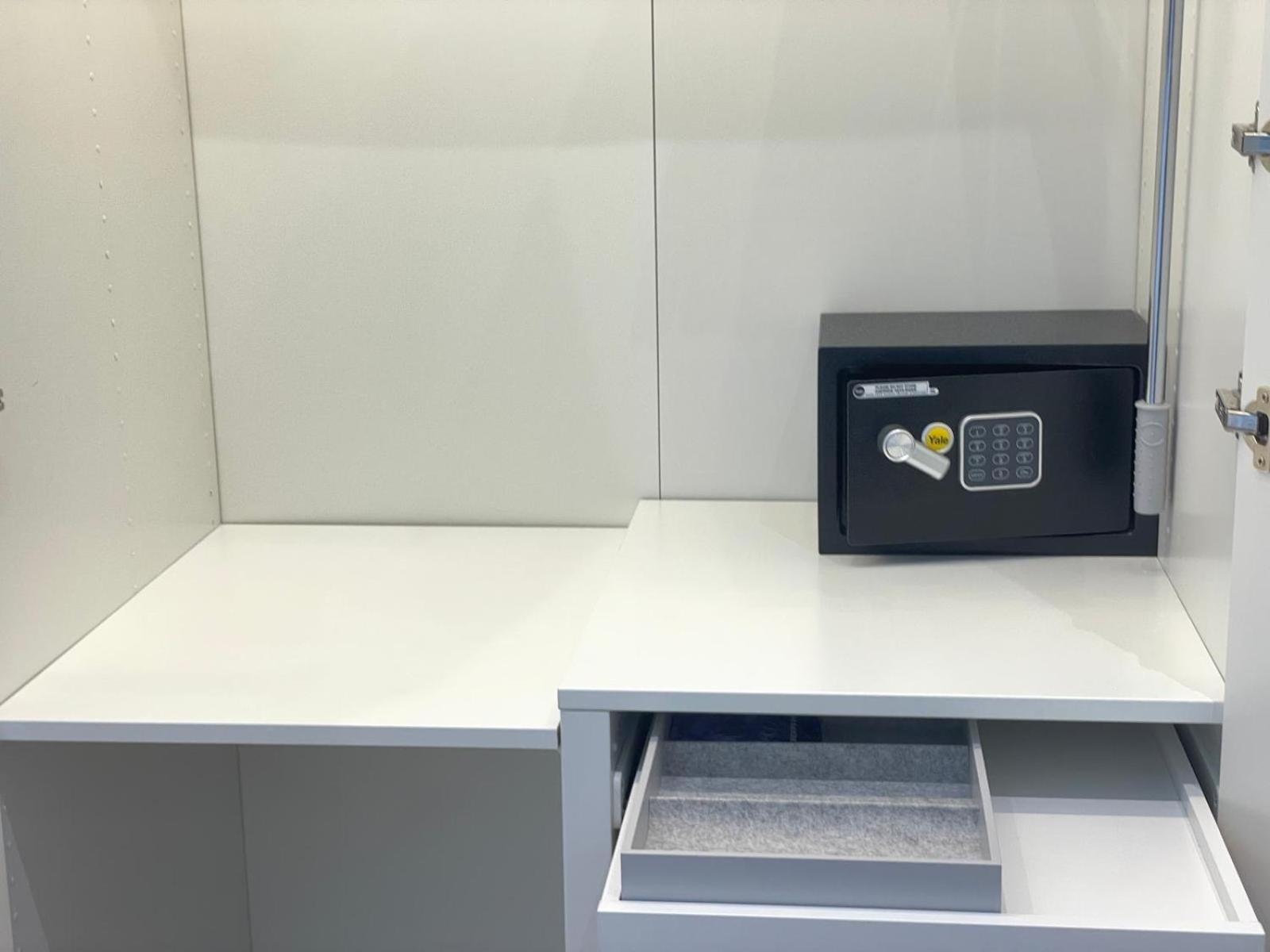 Drooms 4,0 Domotic Smart Self 24H,7 Vicino Treni Porta Susa E Centro Storico Turin Bagian luar foto