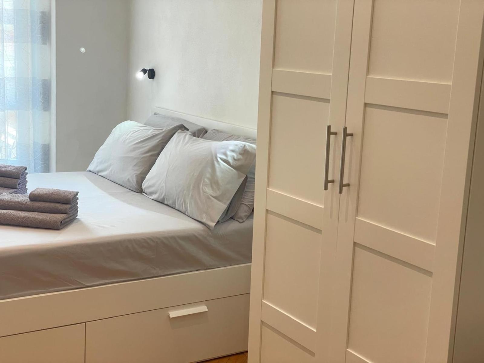 Drooms 4,0 Domotic Smart Self 24H,7 Vicino Treni Porta Susa E Centro Storico Turin Bagian luar foto