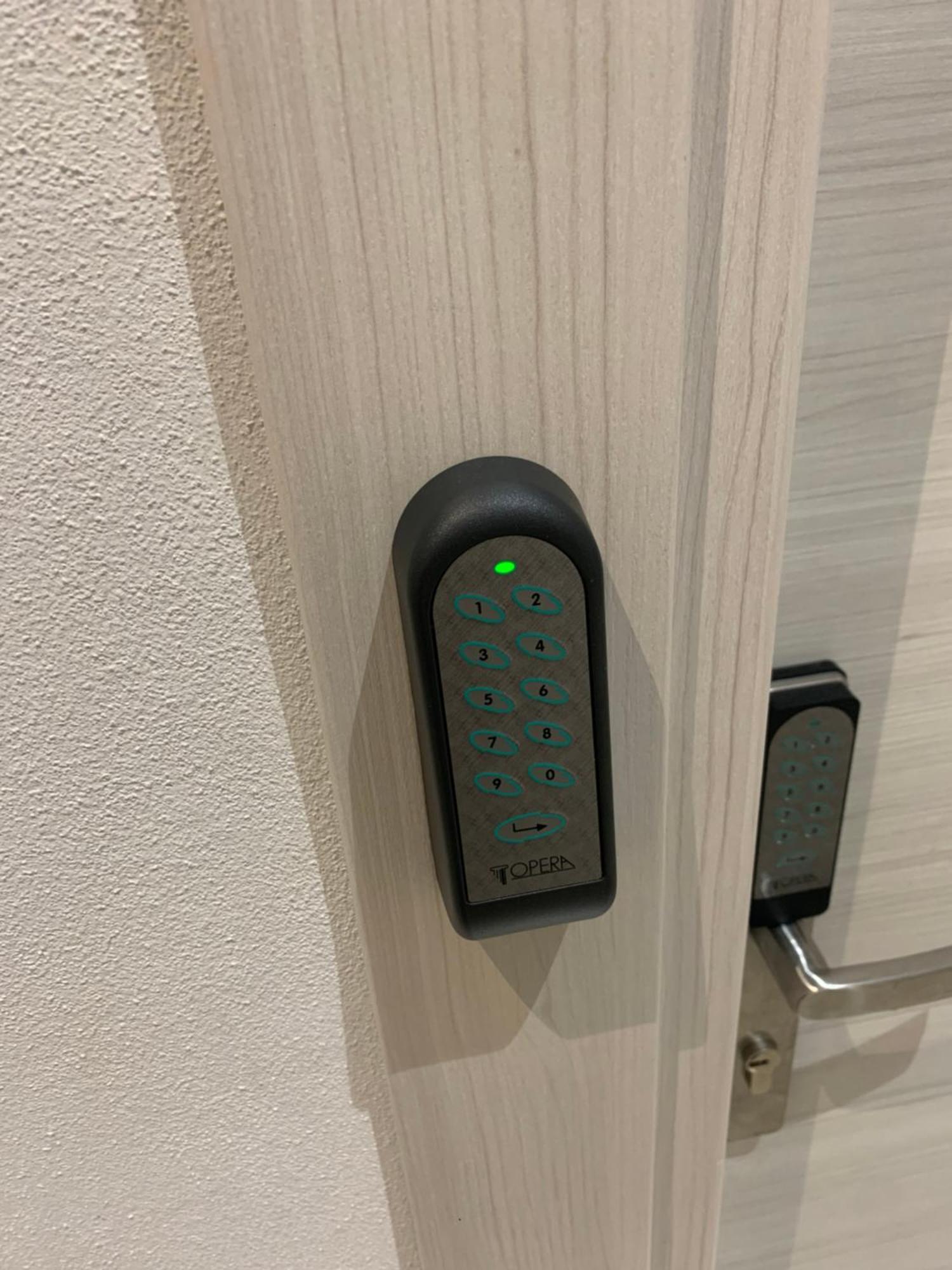 Drooms 4,0 Domotic Smart Self 24H,7 Vicino Treni Porta Susa E Centro Storico Turin Bagian luar foto